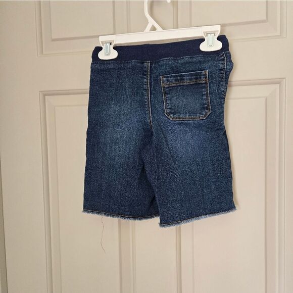 3/$20 Carter's Oshkosh B'gosh Jean shorts - Picture 3 of 4